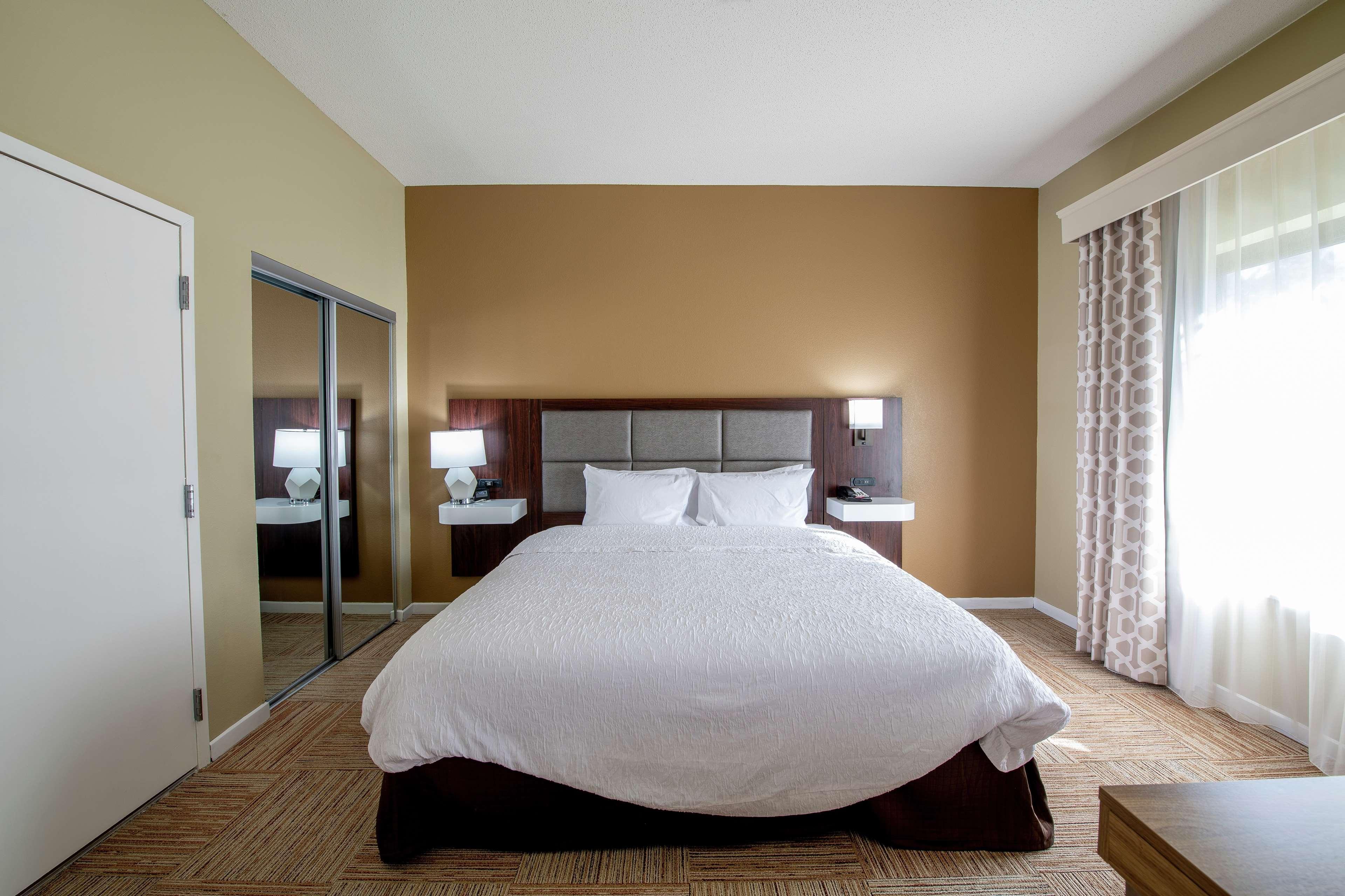 Hotel Hampton And