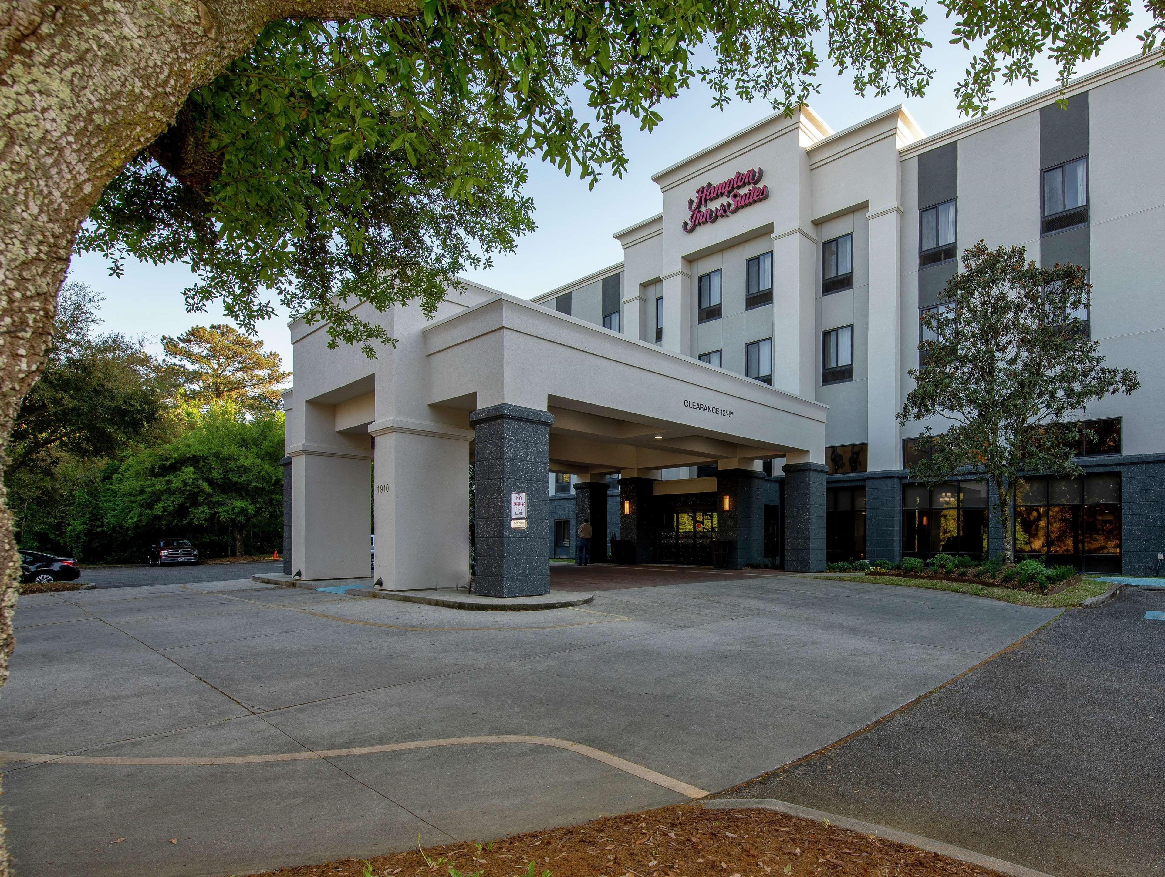 Hotel Hampton And Lafayette
